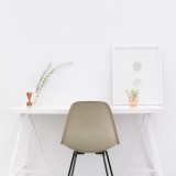 Custom image caption